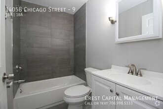 Building Photo - 1411 E Chicago St