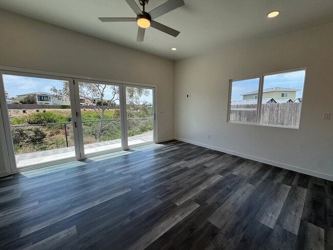 Building Photo - 5353 Hatteras Ave