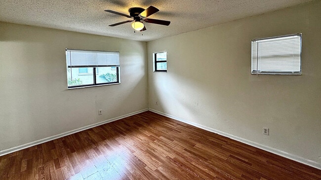 Photo - 431 Hancock Bridge Pkwy House