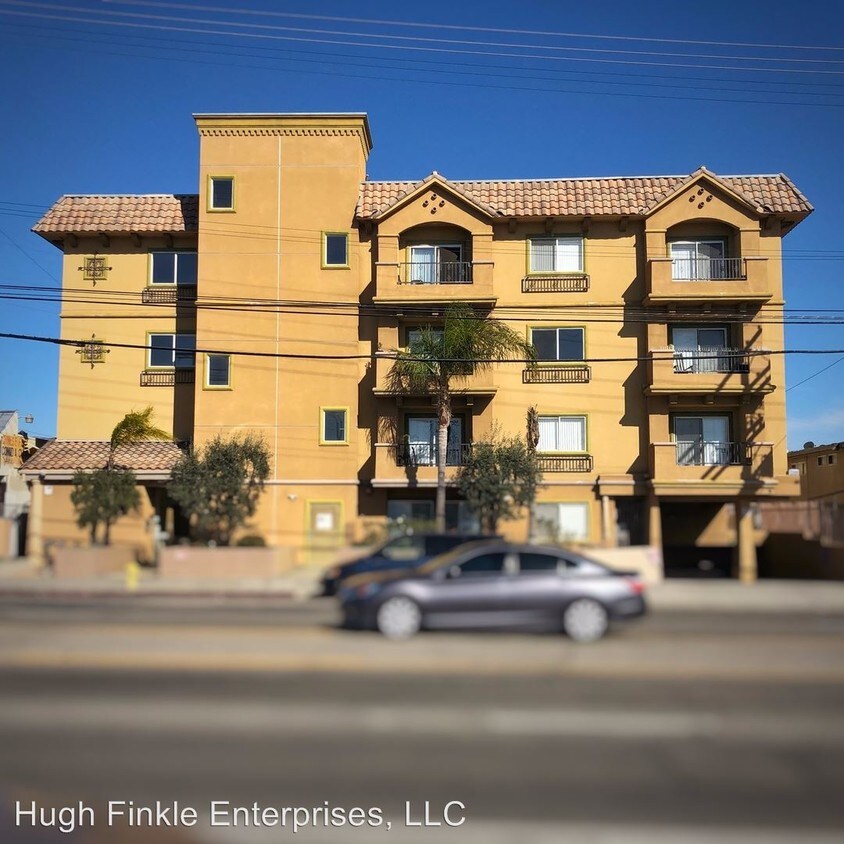 Primary Photo - 7526 Laurel Canyon Blvd