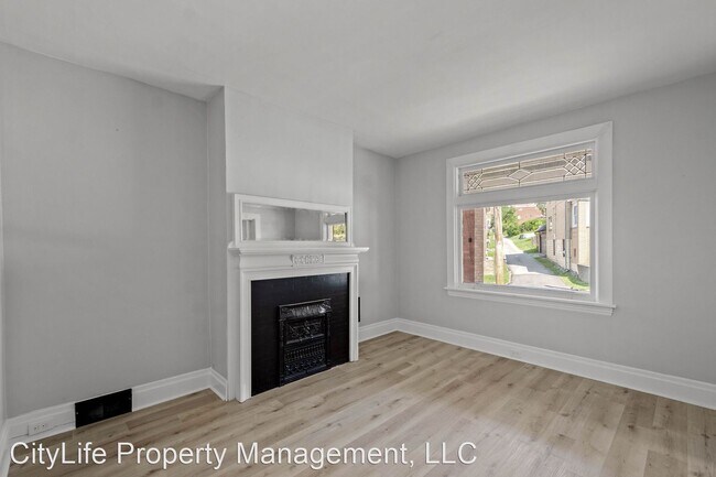 Building Photo - 3 br, 1 bath House - 123 Overbrook