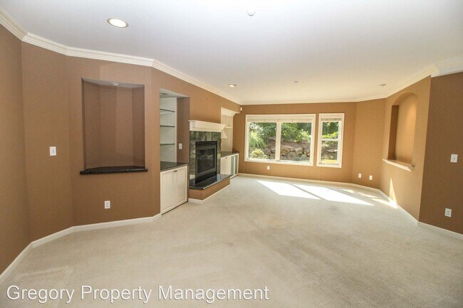 Building Photo - 2 br, 2 bath House - 836 2nd Ave 101