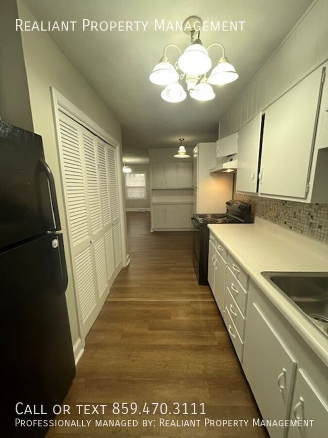 Photo - 508 W Main St House