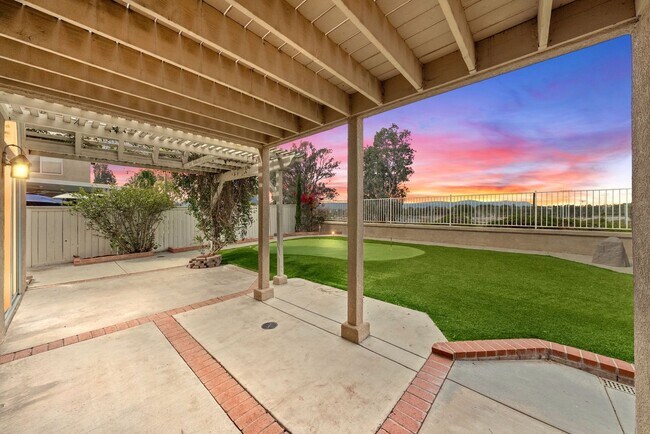 Foto del edificio - 40115 Starling St
