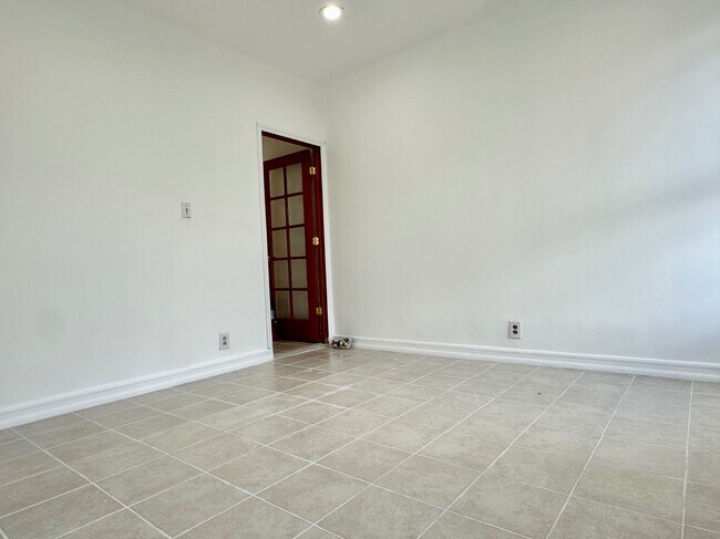 Foto del edificio - 3405 Broadway