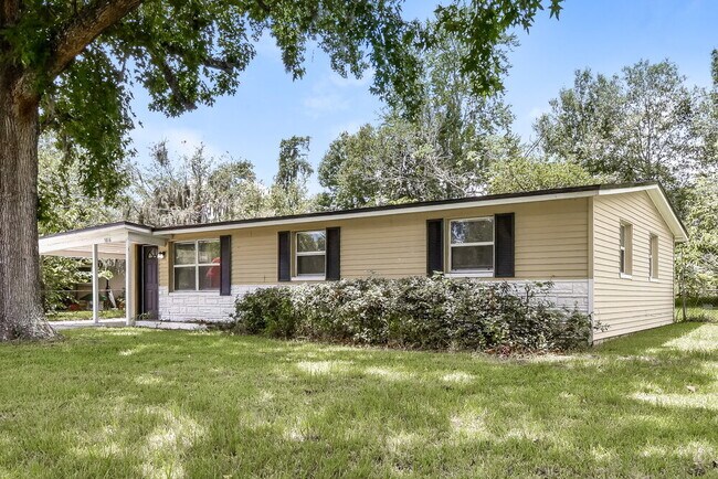 Building Photo - 5816 Sonora Dr W