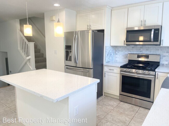 Foto del edificio - 3 br, 2.5 bath House - 4748 Central Parkwa...