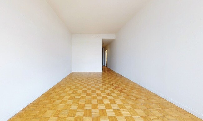 Building Photo - 90 Washington St