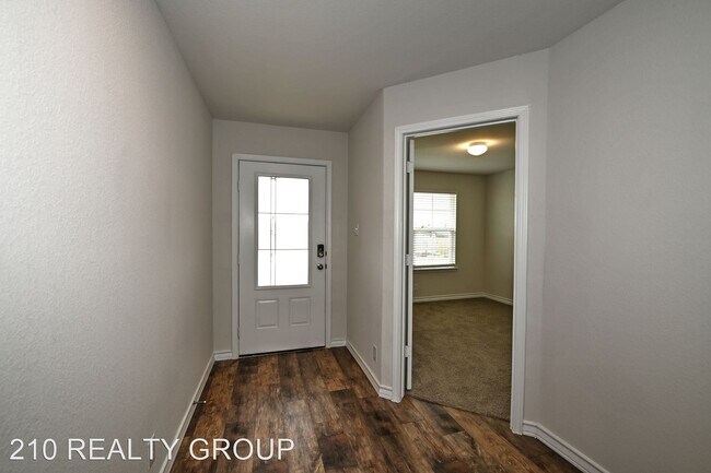 Building Photo - 4 br, 2.5 bath House - 13068 MINUET SWAY