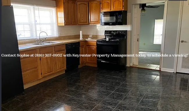 Building Photo - 1 NE Frst Ave