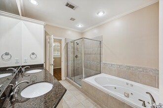 Building Photo - 1321 Whispering Pines Dr