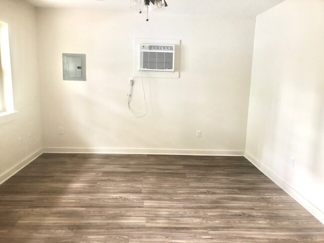 Building Photo - 45484 Sciara Ln