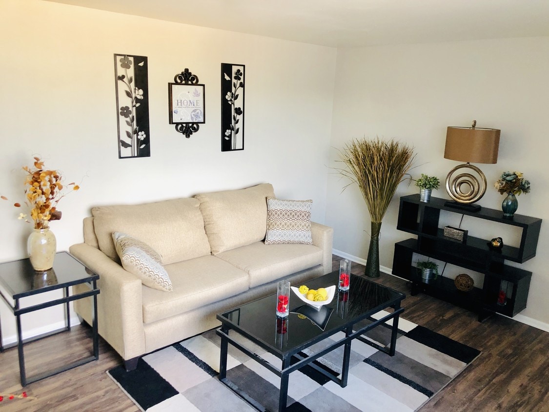 Autumn Lane Apartments Colorado Springs Co Apartments Com