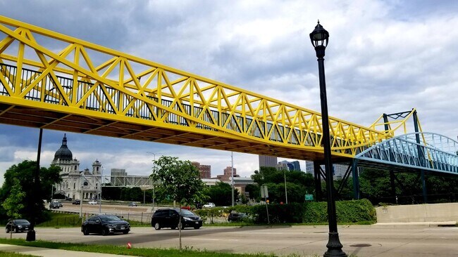 Loring Park y el Walker - 1 cuadra - 214 Place Apartments