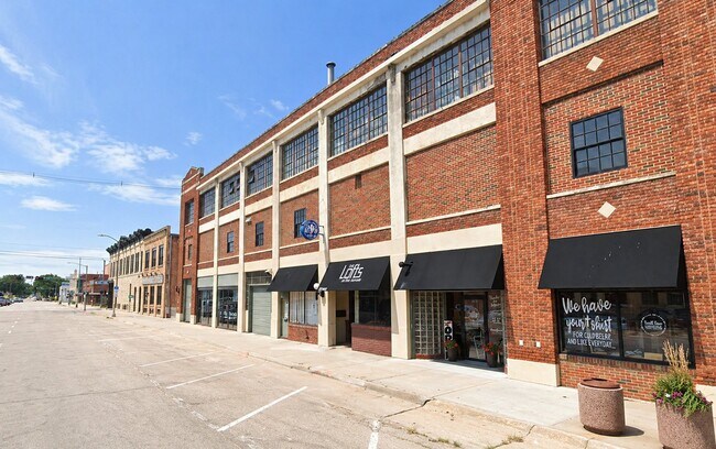 Foto del edificio - 106 N Denver Ave