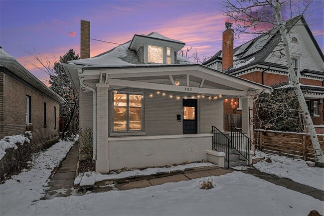 Foto del edificio - 2 Bed 2 Bath Home for Rent In Wash Park area!