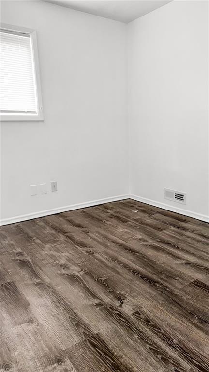 Foto del edificio - 2218 E 60th Pl
