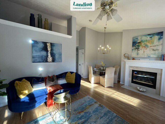 Foto del edificio - 215 Oak Grove Ln
