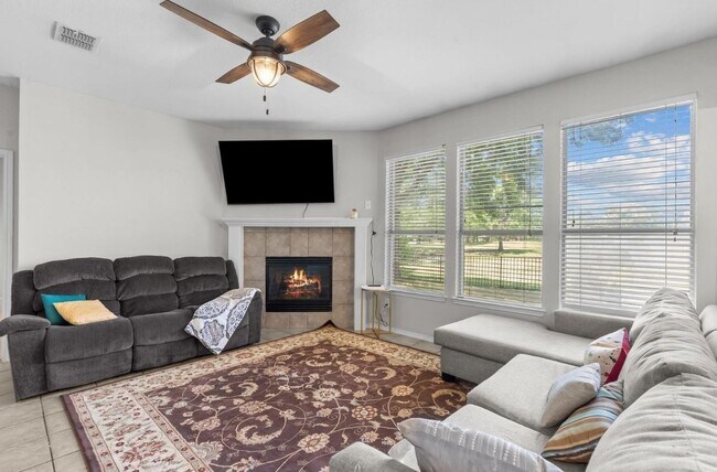 Building Photo - 8414 Seafield Ln