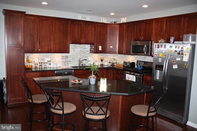 Foto del edificio - 25582 Creekmore Terrace