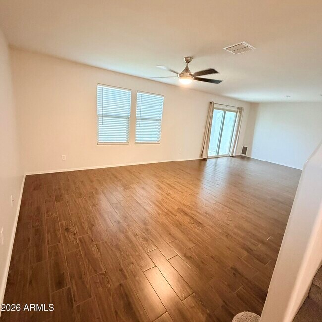 Foto del edificio - 18293 N Clarence Ln