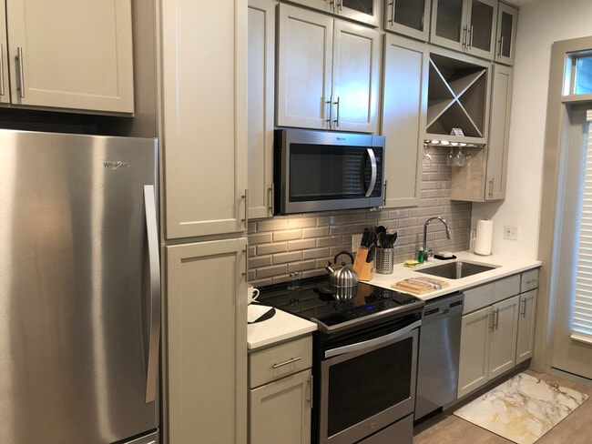 Building Photo - 13152 Ballantyne Corporate Pl