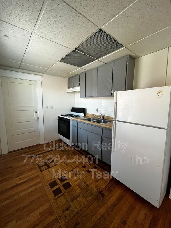 Building Photo - 40 Caliente St