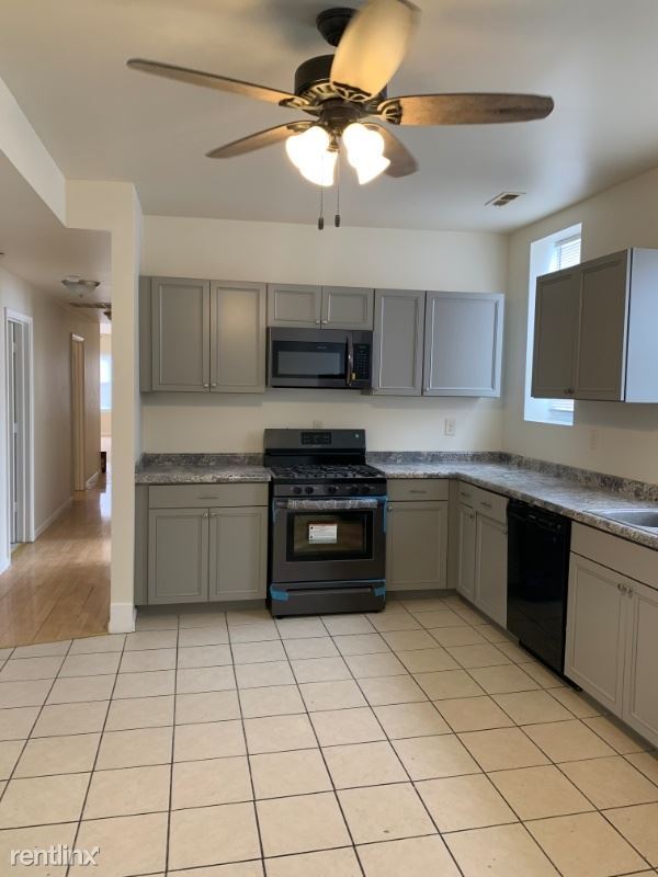 Building Photo - 4 br, 1 bath Apartment - 6508 S Morgan St