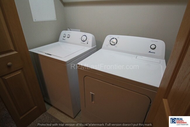 Foto del edificio - 2270 W Ridgewood Dr