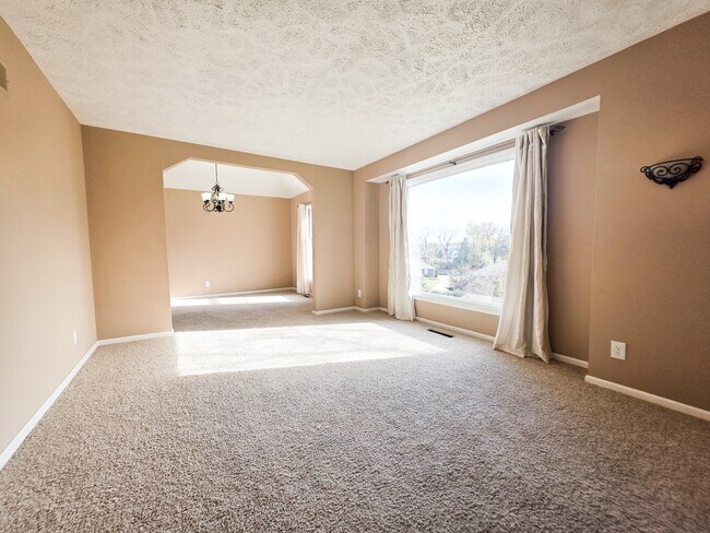 Foto del edificio - 2004 Rehfeld Dr