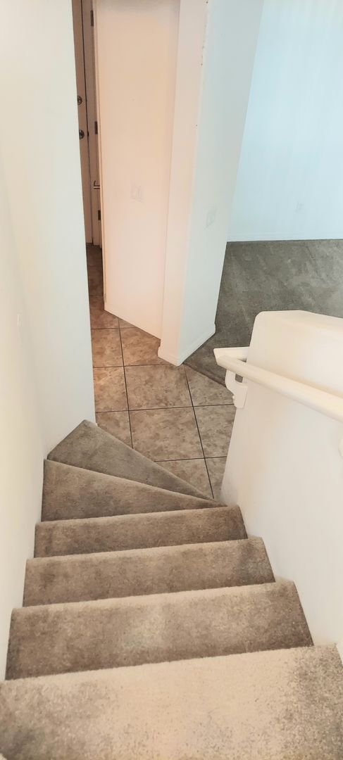 Foto del edificio - Short term available!! Great location! Dow...