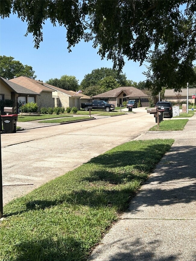 Building Photo - 2715 Spring Canyon Ct