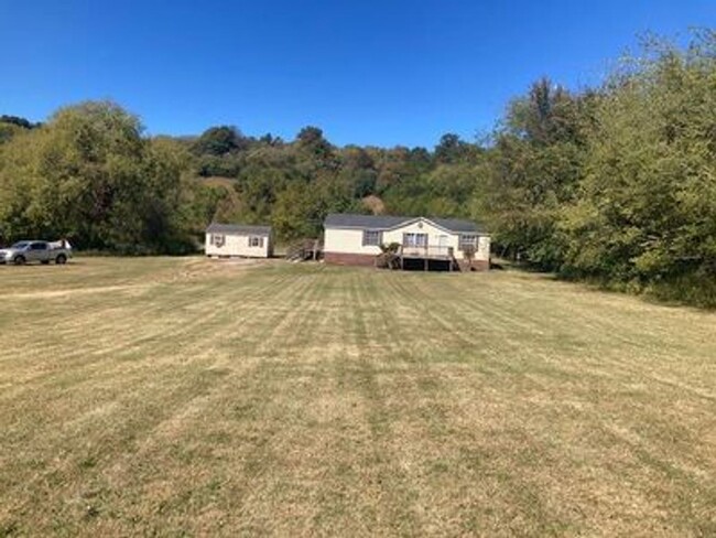 Building Photo - 651 PoplarBluff Rd, Auburntown TN