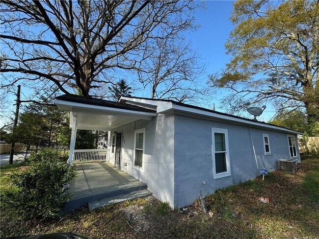 Building Photo - 753 Second St