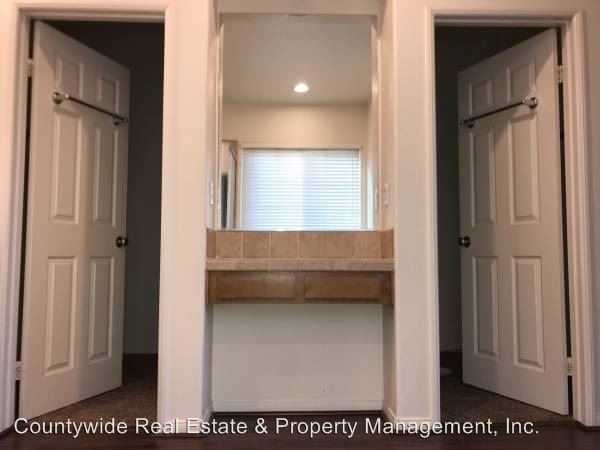 Foto del edificio - 5 br, 3 bath House - 16556 Cimarron Crest Dr.