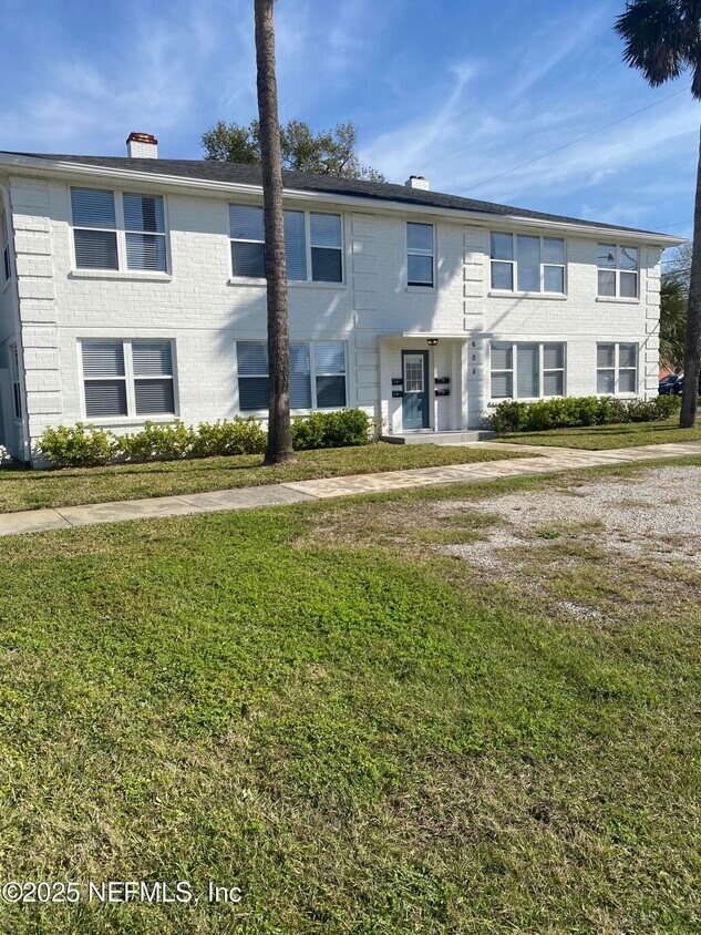 Primary Photo - 605 2nd St N