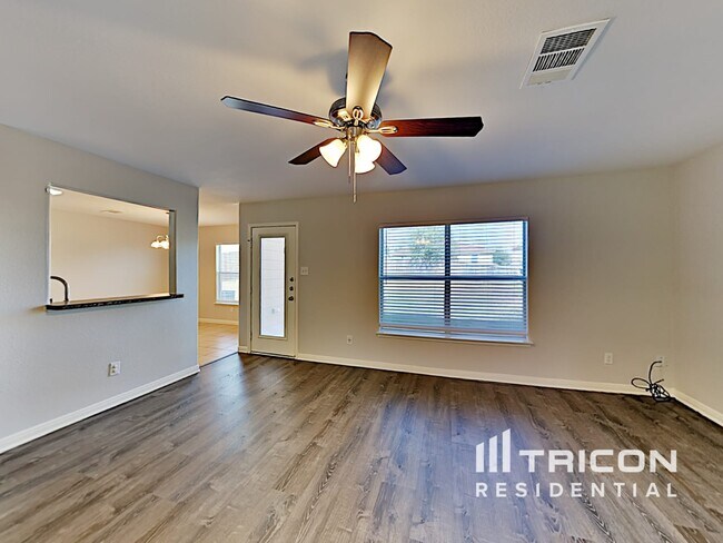Foto del edificio - 254 Dodge City Trail Newark TX