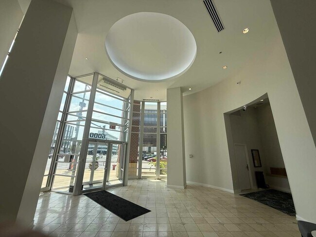 Foto del edificio - 6000 N Cicero Ave