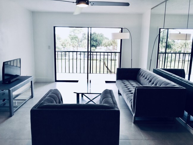 Sala de estar - 25188 Marion Ave