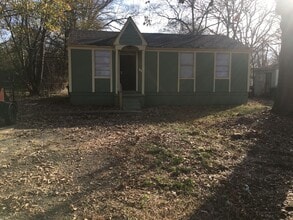 Building Photo - 5603 Kent Ave