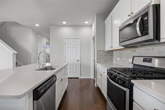 Foto del edificio - 11924 Gilleland Ln