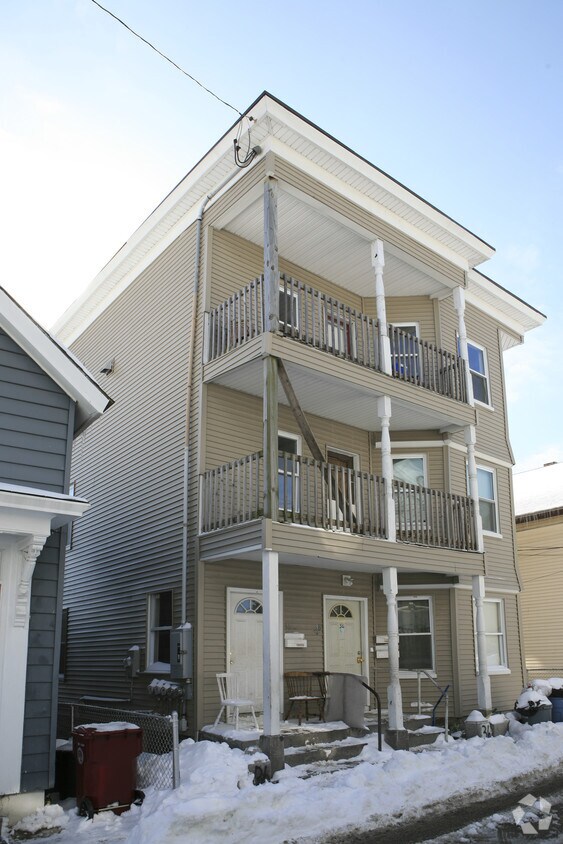 3638 Meade St, Lowell, MA 01852 Apartments in Lowell, MA