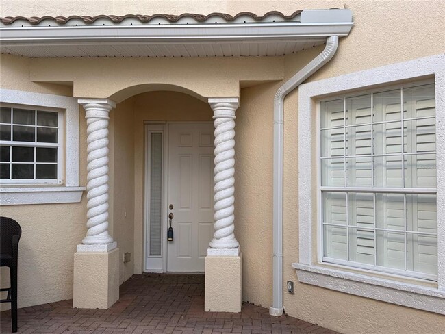 Building Photo - 1802 Triano Cir