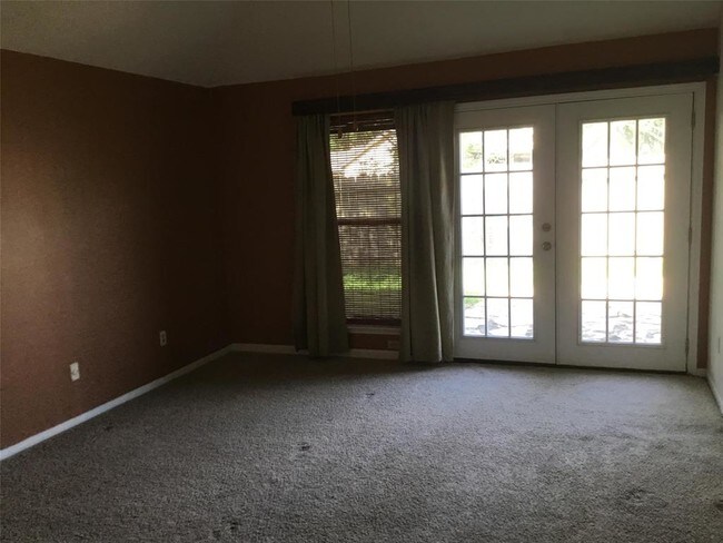 Foto del edificio - 9702 Cannock Chase Ct