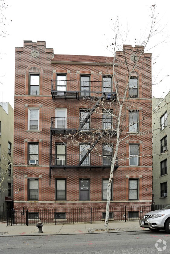 Foto del edificio - 2452 44th St