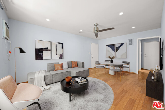 Foto del edificio - 951 N Gardner St