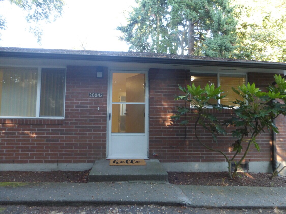 Front entrance to the home. - 20842 1st Ave S