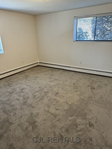 Foto del edificio - 71 Montvale Ave