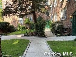 Primary Photo - 1 Ash Pl