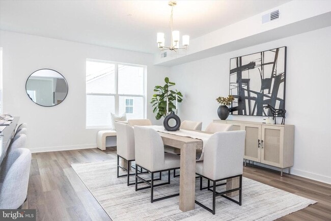 Building Photo - 709 Iron Frg Rd